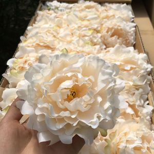 装飾的な花の花輪20pcs/lot人工牡丹の花headウェディングパーティー