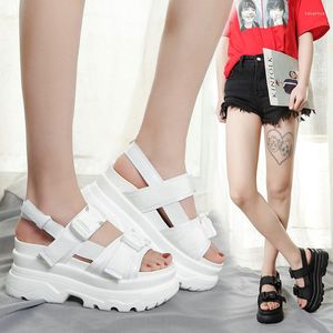 Сандалии 7 см женщины белые удобные туфли удобные дамы 2022 Слайды Стильные летние открытые ноги платформы