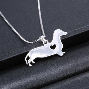 Collana girocollo con ciondoli Colore argento Cuore cavo Simpatico cane commemorativo Amante degli animali bassotto Collane per cuccioli di animali Dropshipping