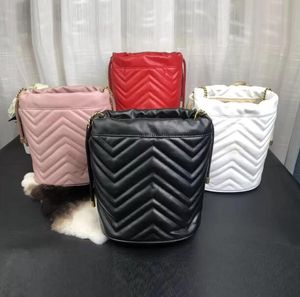 Designer cl￡ssico Mini bolsa de balde de correia Correia de ombro Lady Cross Body de alta qualidade Bola de couro de luxo