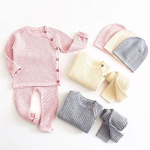Completi di abbigliamento Vestiti per bambina e neonato Top nati primaverili Completi per pantaloni Pigiama maglione lavorato a maglia 220830