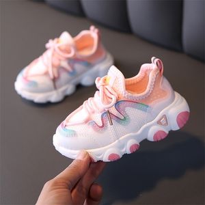 First Walkers Frühling Kinder Schuhe für Mädchen Sport Mode Atmungsaktive Baby Weichen Boden Rutschfeste Casual Kinder Mädchen Turnschuhe 220830