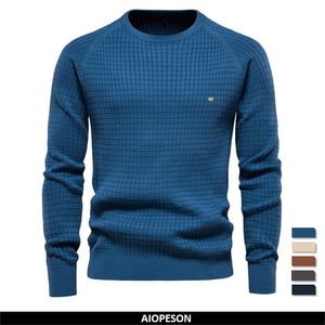 Os suéteres de homens AIOPESON 100 Cotton Soild Color O Pescoço Pulloves de Malha de alta qualidade Male outono de inverno básico para 220831