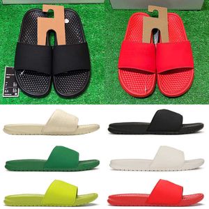 Sandały Kapcie Benassi Slide Jdi Tanjun Men Men Summer Beach Outdoor Slajdes Unisex Buty Volt Green