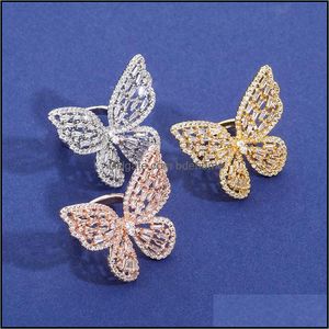 Kadınlar için alyans nişan yüzükleri lüks tasarımcı yüzük düğün aşk mücevher buzlu elmas kelebek bijoux de lüks femmes 3 dh8hr