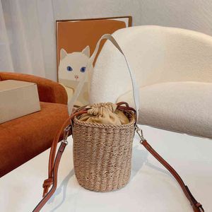 Beach Bags Summer Tote Bags Women Handbag Vacation Shoulder Bagss Luxury Designer Brand Crossbody Female Woven Bucket with Inner Pocket 220324