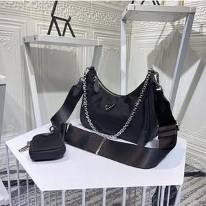 Modeväskor korsar kropp högkvalitativ nylonhandväskor bästsäljande plånbok kvinnor väskor crossbody väska hobo purses mens affärs taktisk slingväska