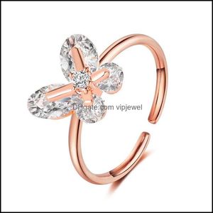 Cluster Rings French Temperament Butterfly Rings Korean Super Flash Crystal Net Red Ring Ins Wind Justerbar Öppning Rose GO VIPJEWEL DHTP2