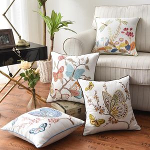 Poduszka amerykański w stylu duszpasterska haft haft pawołowy motyl Country Cotton Home Sofa Decor