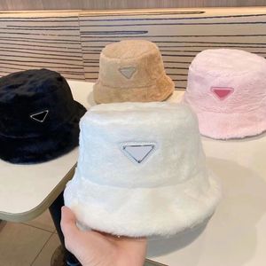 Lyxdesigners Bucket Hats Fusk minkpäls temperament kvinnlig höst och vinter hinkar bokstäver temperament mode bra fin hatt