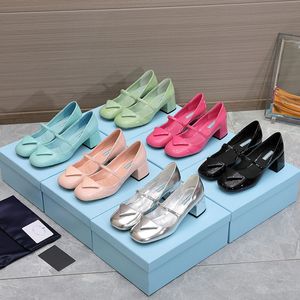 Wholesale Black Patent Leather Slingback Pumps Sandals Mid-Heel Pump Heeled Slides Screen-printed Leather Triangle Home Casual Fashion