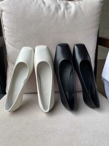 The Row Shoes Best-quality Leather Square Head Single Shoes Shallow Mouth Slip on Comfortable Commuting Low Heel Shoes Kitten Heel Shoes Women 79ek