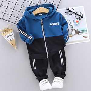 Set di abbigliamento Toddler Neonati maschi Vestiti per bambini Tute per bambini Primavera Autunno Bambini Felpe con cappuccio Pantaloni 2 pezzi set Outfit Bambini Casual 221130