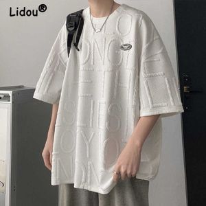 T-shirty męskie przystojny w stylu Hongkongu Man Man Biała koszulka Wysokiej jakości Nieregularna nowa nowa letnia sekcja Fashion All-Match Top 2022 T221130