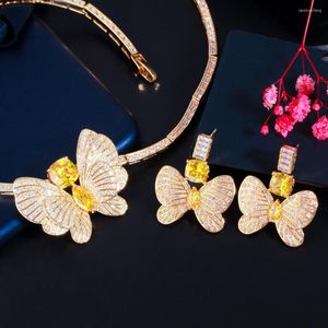 Zestawy biżuterii ślubnej Cwwzircons Big Butterfly CZ Bridal Choker Naszyjnik Kolekcja Kolekcja Afrykański Dubai Gold Kolor Costume T535