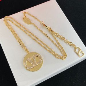 Luxury Design Necklace 18K Gold Plated Stainless Steel Fashion Women's Necklace Pendant Wedding Jewelry Accessories X223123
