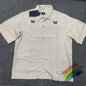 T-shirt da uomo 2022ss Needles T Shirt Uomo Donna Farfalla ricamata di alta qualità AWGE Tasche Camicetta con bottoni T221130