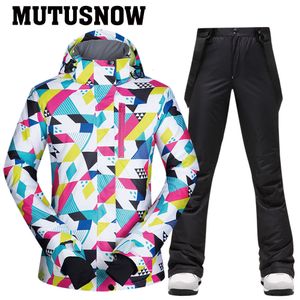 Skiing Jackets 30 degree Ski Suit Women Winter Female and Pants Warm Waterproof Womens Jacket Outdoor Snowboard Cycling Camping Brand 221130