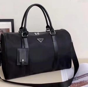 Moda Yüksek kaliteli Duffel Çanta Lüks Erkek Bagaj Beyefendi Ticaret Seyahat Çantaları Naylon Çanta Büyük Kapasiteli Holdall Bagaj Üzerinde Taşımak