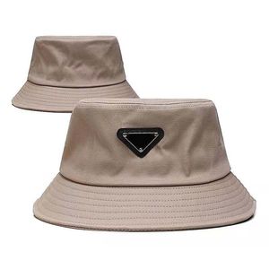 Modesport stickad beanie hatt lyx hink män kvinnor vinterhuvud varmt motorhuv Klassiskt bokstav plus sammet designer cap vuxna barn hattar multi färgalternativ färg färg