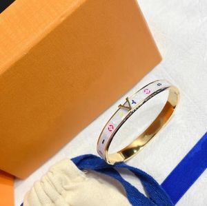 Luxury Classic Style Bangle Preferred Jewelry Brand Bracelet Channel Setting True Love Fashion Exquisite New Style Elegant Designer Selected Girls Gifts S293