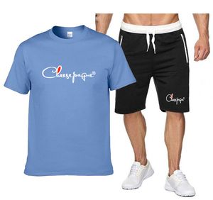 Sportsuits مجموعة الرجال للياقة البدنية للياقة البدنية الصيف 2PC أعلى مجموعة قصيرة من طوق الأزياء 2 قطع القميص شيرت تي شيرت