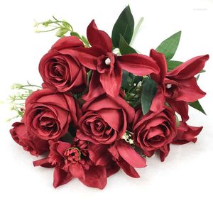 Dekorativa blommor Artificial Red Rose Silk Orchid Mixed Simulation Bouquet Wedding Bride Holding Home Bedroom Garden Desktop Decor Plants