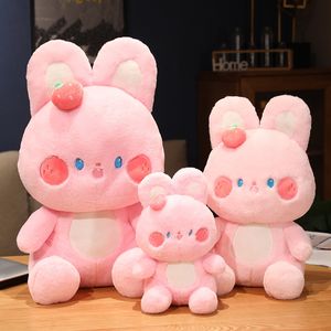 かわいいイチゴのウサギのぬいぐるみおもちゃソフトピンクバニーハンドウォーマー枕のおもちゃのための子供の誕生日プレゼント装飾