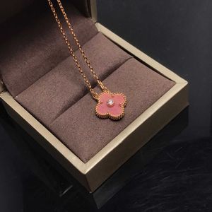 Luxur Designer Van Clover Necklace Grass Necklace Christmas Pink Snow Flower Rose Gold Chain New Fashion Gifts