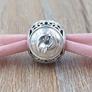 Pisces Star Sign Charm 925 Sterling Silver Beads Passar European Pandora Style Jewelry Armelets Halsband 791935 Tecknen på Zodiac Annajewel