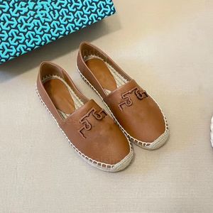 Espadrilles مصمم للنساء اللباس أحذية كاب شقق أخمص القدمين أوكسفوردز متوازيات جلدية أسود أبيض بني ربيع زلة على الحذاء غير الرسمي ESPADRILLE SIZE 35 - 42