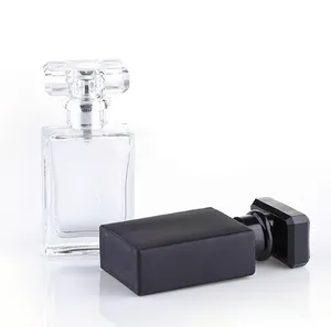 30 ml Clear Black Portable Glass Parfym Spray Flaskor Tomma påfyllningsbara kosmetiska behållare med atomiserare