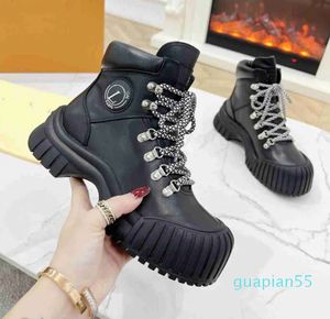 Fashion Boots Louiseity Casual Men Women Autumn and Winter Leather Alphabet Socks Boots Viutonity 05--007