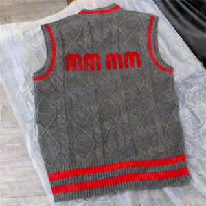 Wool Knitted Vest Letters Sweaters For Women Fashion Sleeveless Pullover Designers Ladies Knitting Hoodie Clothing
