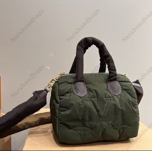 Klassisk kuddväska Designer väska resehandväska Mode dam diagonal enkel axelväska Top mini små väskor