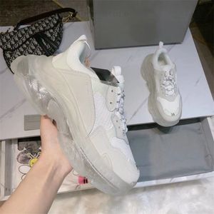 2022 Paris Crystal Bottom Triple S Sapatos casuais Plataforma de pai tênis personalizados para homens Mulheres treinador antigo avô EUR 36-45 A3