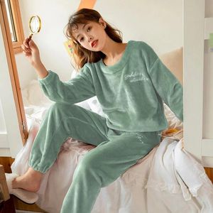 Roupas em casa pijamas de inverno flanela quente mulher lazer grosso use simplise coral veludo manga comprida pijamas de roupas de sono sólidas 221202