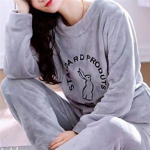 Hemkläder Autumn Winter Warm Flanell Pyjamas Set For Women Students Cute Plus Velvet Thicken Loose Sleepwear Coral Home kläder 221202