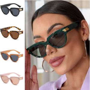 NEUE Sonnenbrille Frauen Sonnenbrille Cat Eye Adumbral Anti-UV Brille Retro Brillen Einfachheit Ornamental
