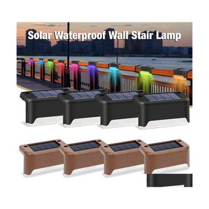 Solar Garden Lights Deck Led Scale Step Recinzione Path Lamp Outdoor Ip65 Applique da parete impermeabile per balconi Pathway Recinzioni G Otoym