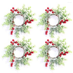 Mum Tutucular 4pcs Mini Noel Çelenk Kırmızı Berry Pine ile Çelenk Çelenk Süsler Dekor için Çelenkler Çelenkler