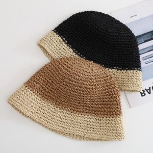 Breda randen hattar 2022 Fashion Women's Hat Bone Straw Bucket Patchwork Sun Visor Crochet Ladies Cap för kvinnor grossist