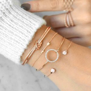 4 datorer/ set Classic Arrow Knot Rund Bangle Crystal Gem Multilayer Justerbar öppen armband Set Women Fashion Party Jewelry