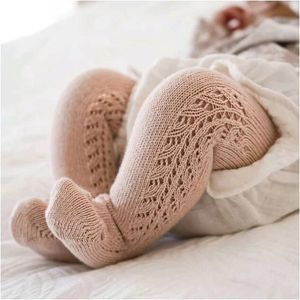 Leggings meias da primavera meninas meias espanholas de estilo espanhol Pantyhose de algodão infantil 0 5 anos de idade Hollow 221203