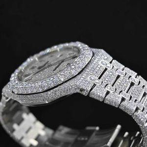 Zegarek na rękę Diamentowy zegarek Hip Hop Diamond Watch Round Cut All Diake Dostosuj VVS1 Ręcznie robione diamentowe zegarek dla męskich Diamond Watch188U