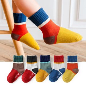 Calzini per bambini 5Pair Lot Bambini Autunno Inverno Cotton Girls Short Sox 1 12 anni Floor Lucky Boy Traspirante 221203