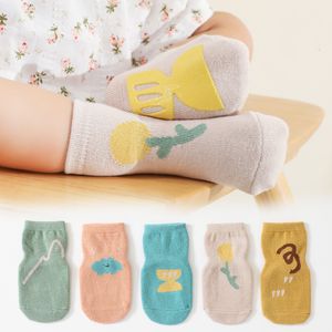 Chaussettes antidérapantes pour bébé, chaussettes chaudes pour nouveau-né, bas en caoutchouc pour enfants en bas âge