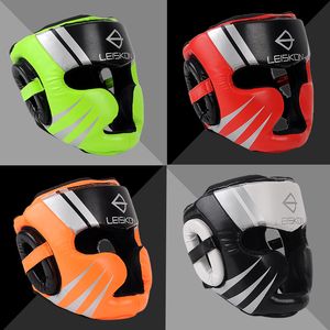 Equipamento de proteção Capacete de boxe totalmente coberto Muay Thai Couro PU Capacete Sparring Equipamento de ginástica Taekwondo Head Guard 221203