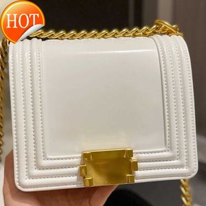 Designer de luxo feminino Bolsa de ombro único 2023 Nova textura Gold Strap Chain Bolsa de envelope Multifuncional portátil Bag do Crossbody Factory Vendas diretas