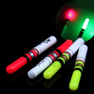 Acessórios de pesca 10pcslot Vara de luz elétrica Float Acessório GreenRed LED Night Tackle SEM bateria B486 221205